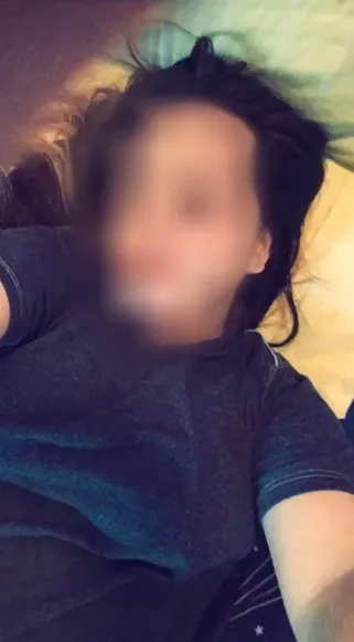 Astrid, 28