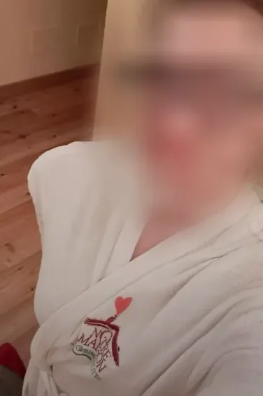 Barbara, 40