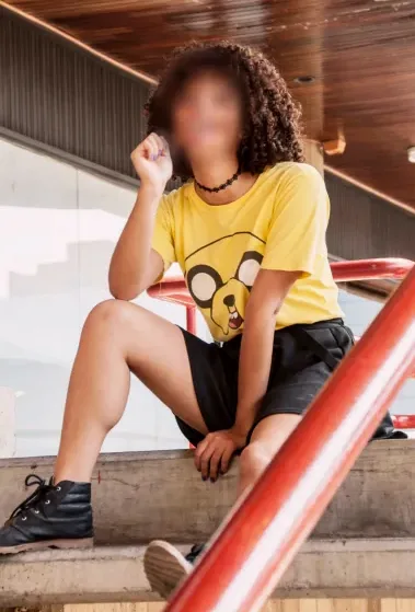Claudia, 28