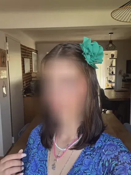 Doris, 23