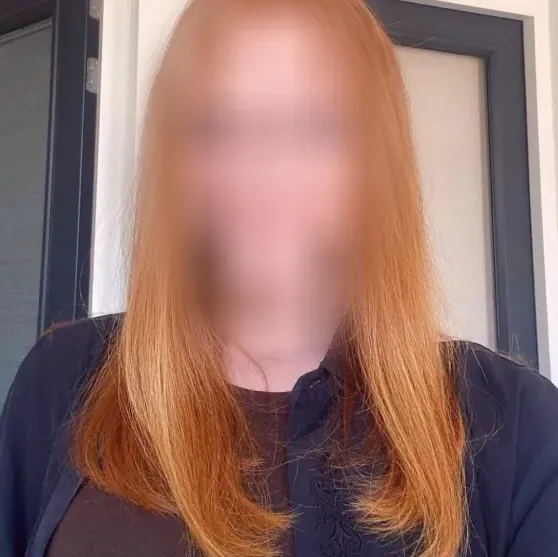 Elisabeth, 27
