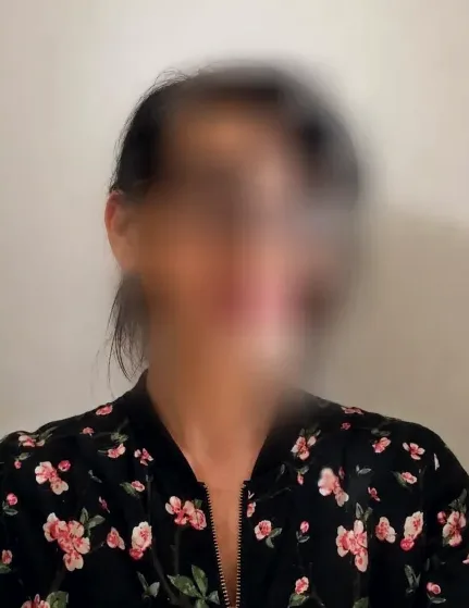Eva, 39