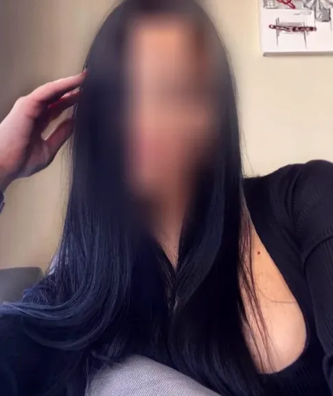 Greta, 36
