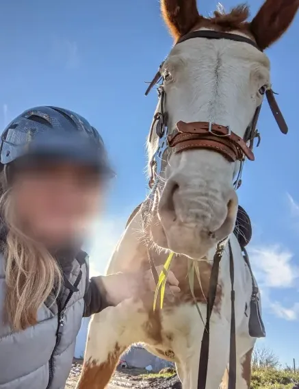Milica, 35